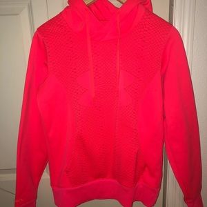 Under Armor sweatshirt